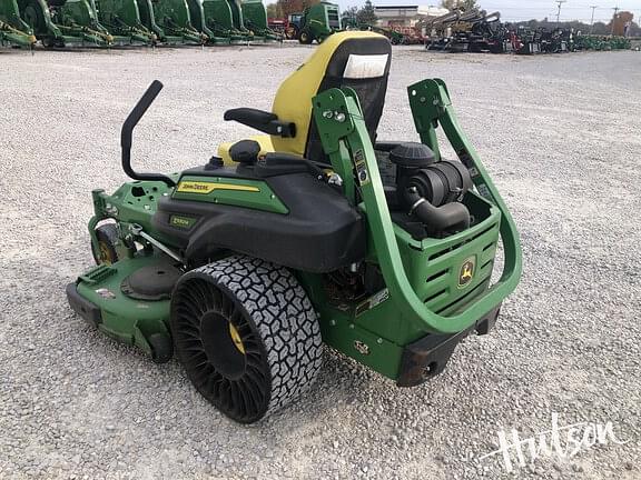 Image of John Deere Z930M equipment image 4