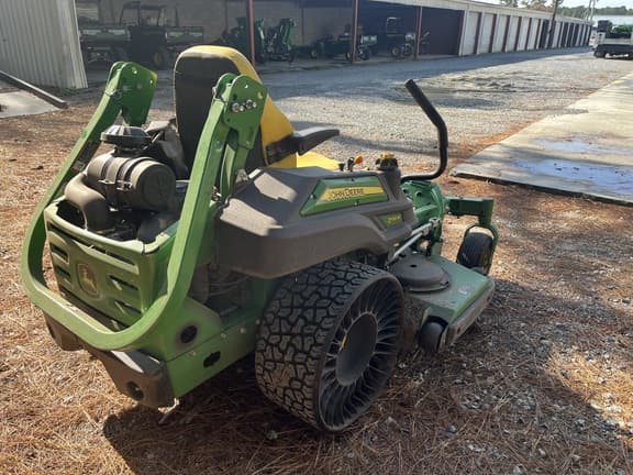 Image of John Deere Z930M equipment image 3