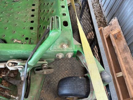 Image of John Deere Z930M equipment image 2