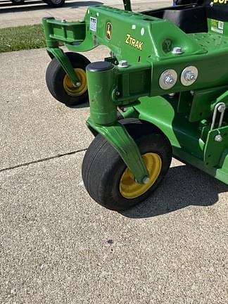 Image of John Deere Z930M equipment image 4