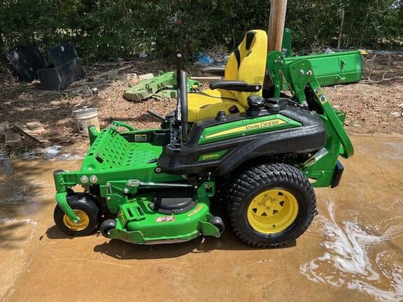 2022 John Deere Z930M Equipment Image0