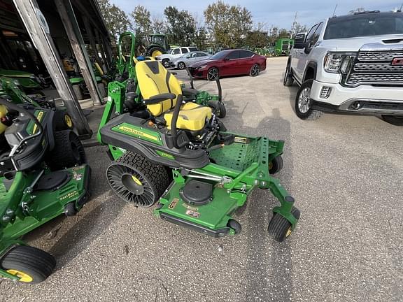 Image of John Deere Z930M equipment image 4