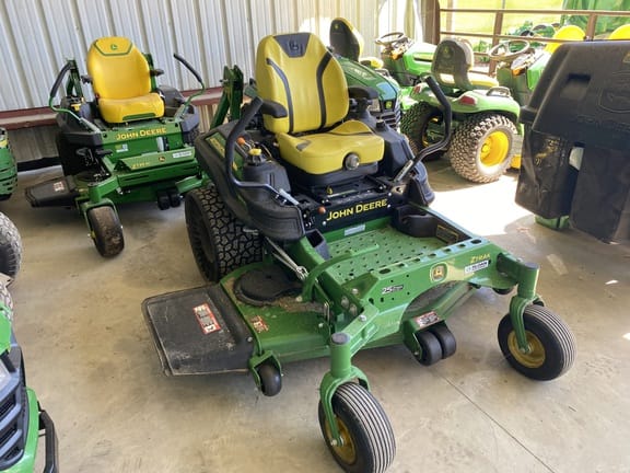 Main image John Deere Z930M