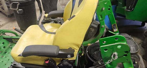 Image of John Deere Z930M equipment image 2