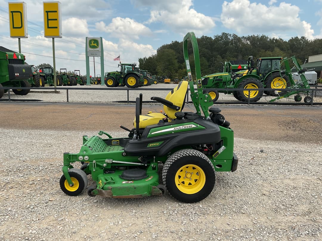Image of John Deere Z930M Image 1