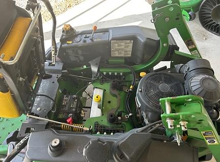 Image of John Deere Z930M equipment image 4