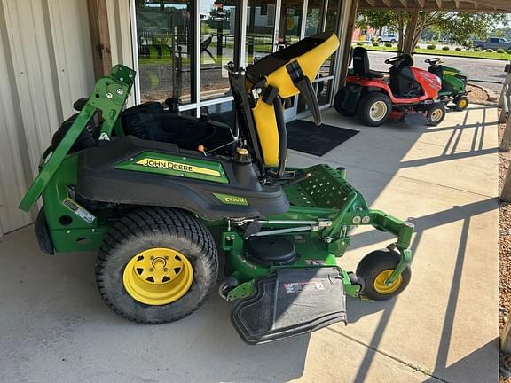 Image of John Deere Z930M equipment image 2