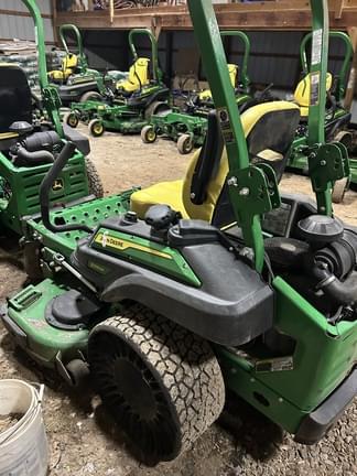 Image of John Deere Z930M equipment image 2