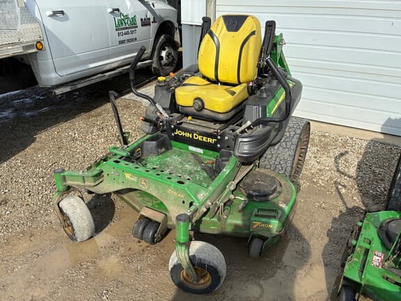 Image of John Deere Z930M equipment image 1
