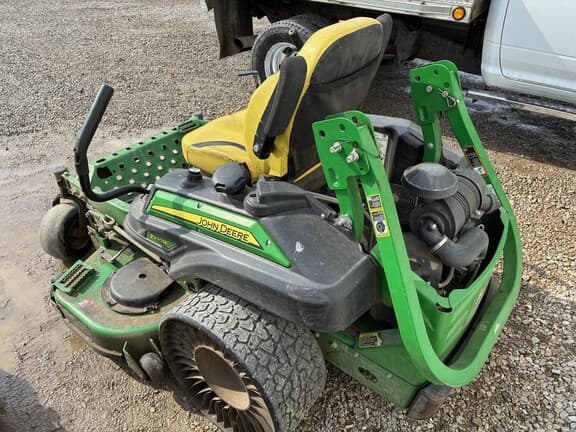 Image of John Deere Z930M equipment image 3