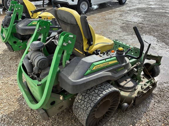 Image of John Deere Z930M equipment image 2