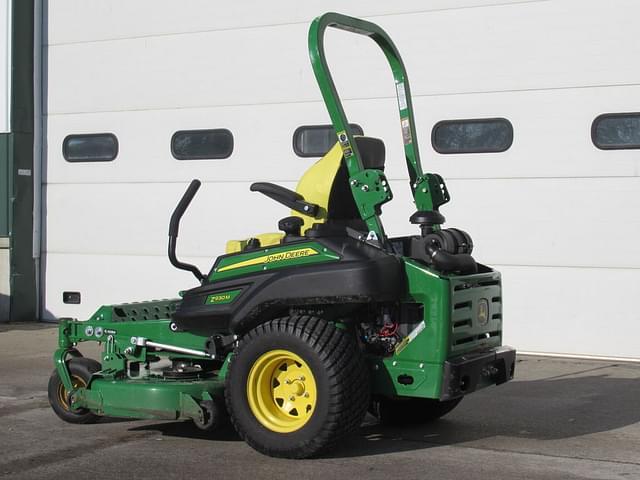 Image of John Deere Z930M equipment image 2