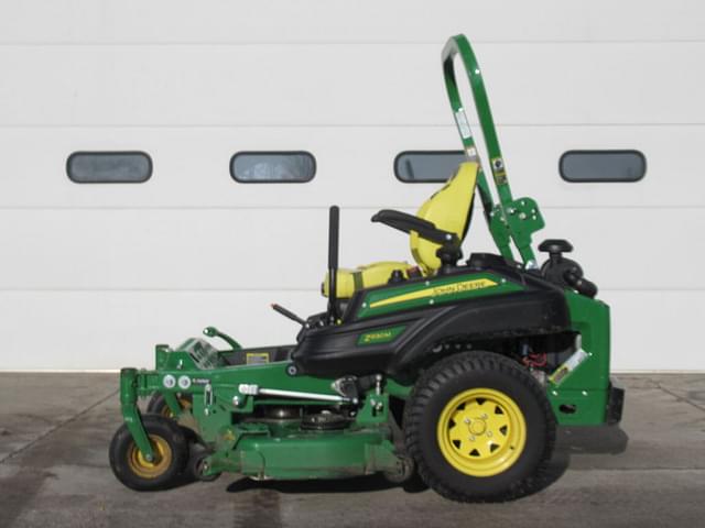 Image of John Deere Z930M equipment image 1