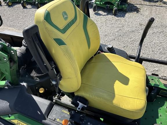 Image of John Deere Z930M equipment image 4