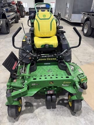 2022 John Deere Z930M Equipment Image0