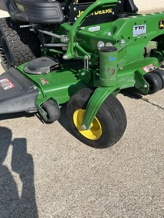 Image of John Deere Z930M equipment image 4