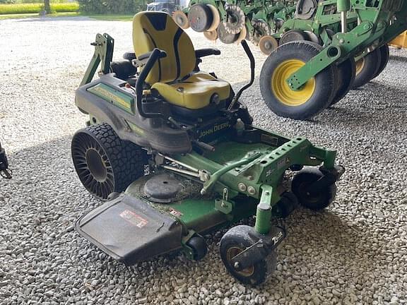 Image of John Deere Z930M equipment image 1