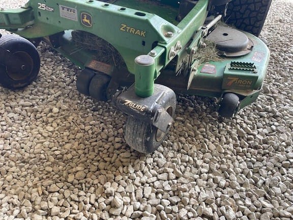 2022 John Deere Z930M Equipment Image0