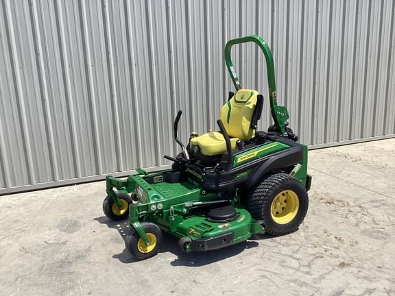 Image of John Deere Z930M equipment image 1