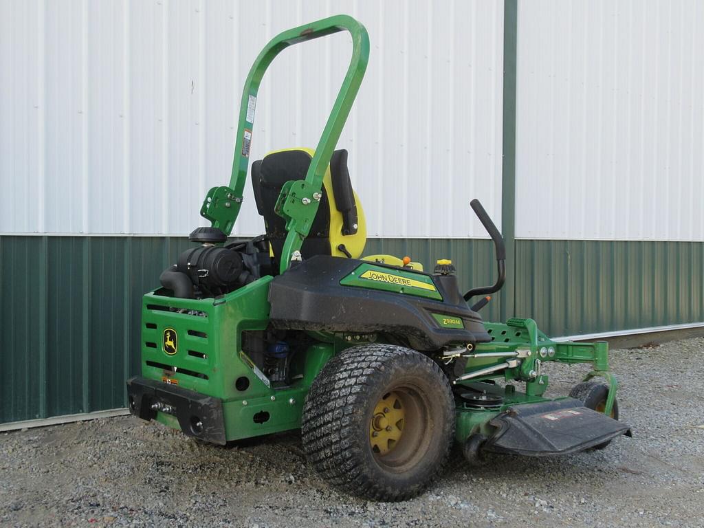 Image of John Deere Z930M Image 1