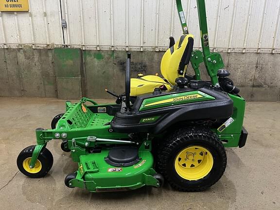 Image of John Deere Z930M equipment image 3