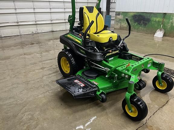 Image of John Deere Z930M equipment image 1