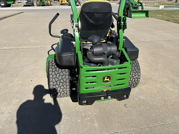 Image of John Deere Z930M equipment image 3