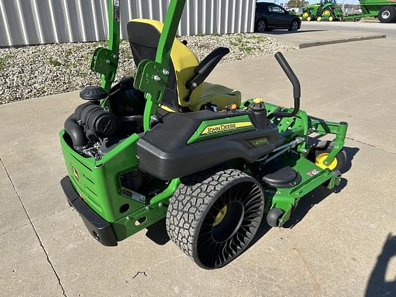 Image of John Deere Z930M equipment image 2