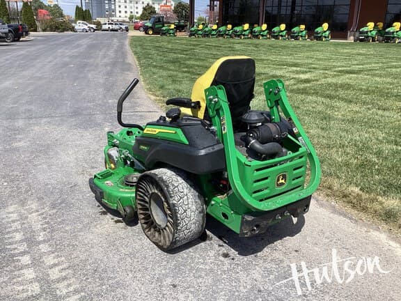 Image of John Deere Z930M equipment image 3