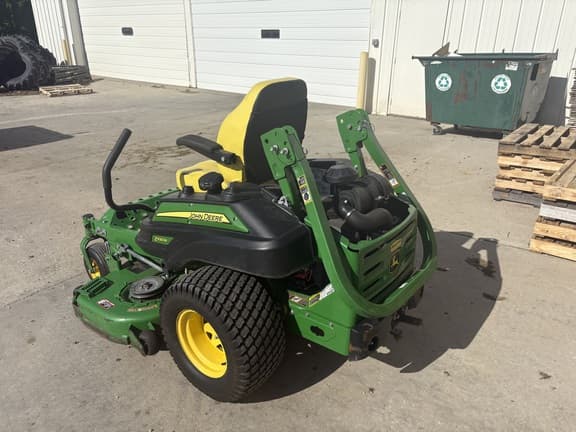 Image of John Deere Z930M equipment image 3
