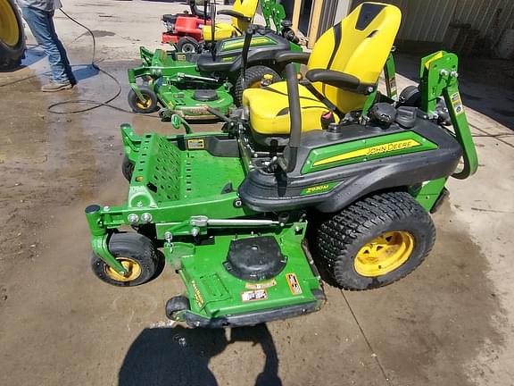 Image of John Deere Z930M equipment image 2