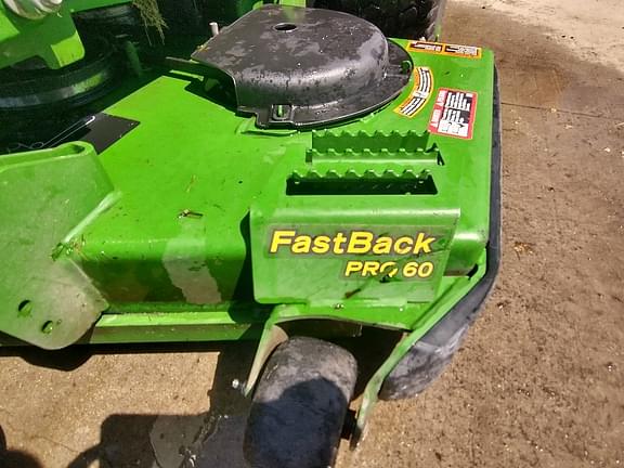 Image of John Deere Z930M equipment image 4