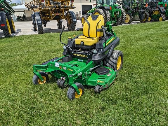 Image of John Deere Z930R equipment image 1