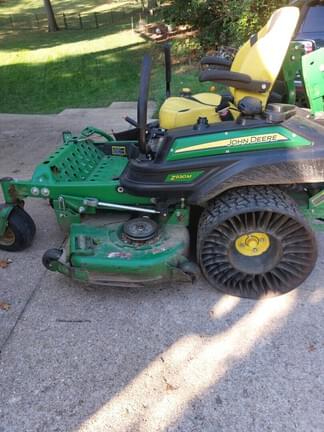 Image of John Deere Z930M equipment image 3