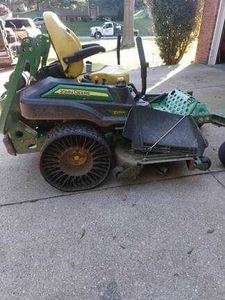 Image of John Deere Z930M equipment image 4