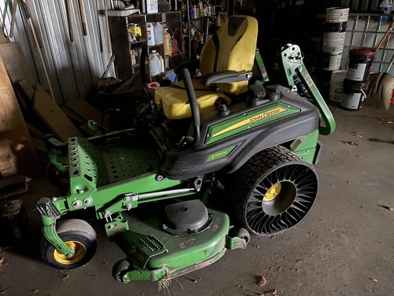 Main image John Deere Z930M