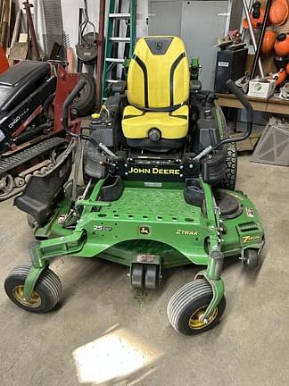 Image of John Deere Z930M equipment image 4