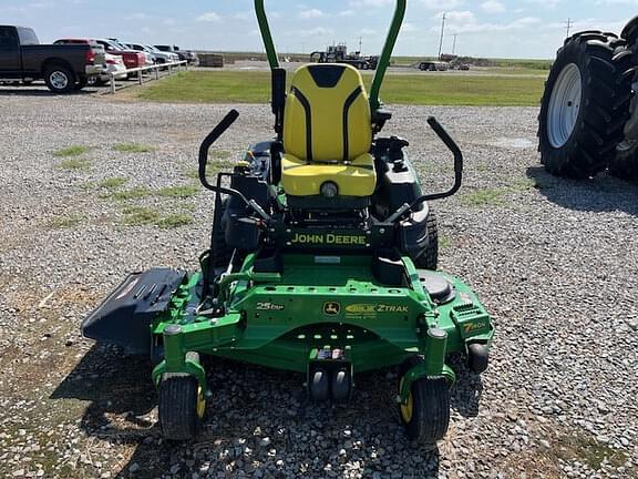 Image of John Deere Z930M equipment image 1