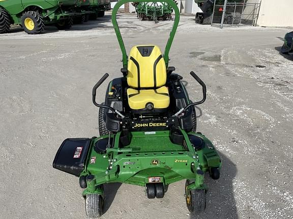 Image of John Deere Z930M equipment image 1