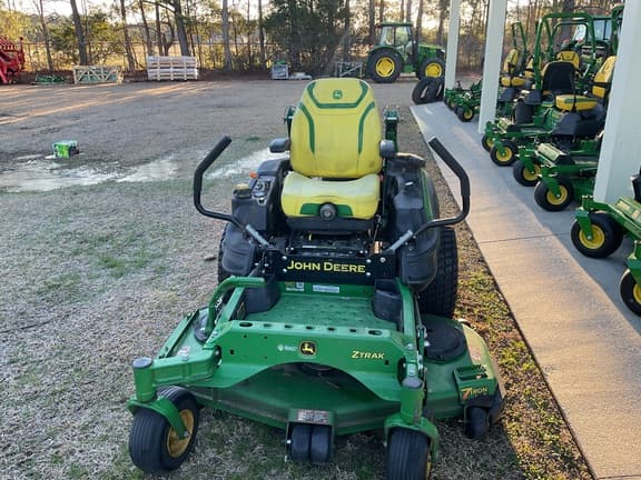 Image of John Deere Z930M equipment image 3