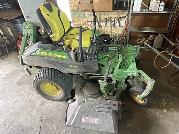 Image of John Deere Z930M equipment image 1