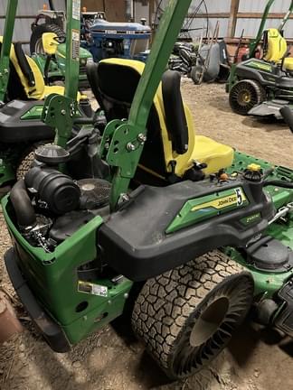 Image of John Deere Z930M equipment image 3