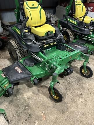 Image of John Deere Z930M equipment image 1