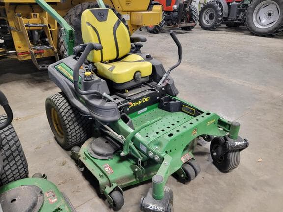Image of John Deere Z930M equipment image 1