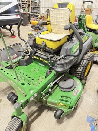 Main image John Deere Z930M