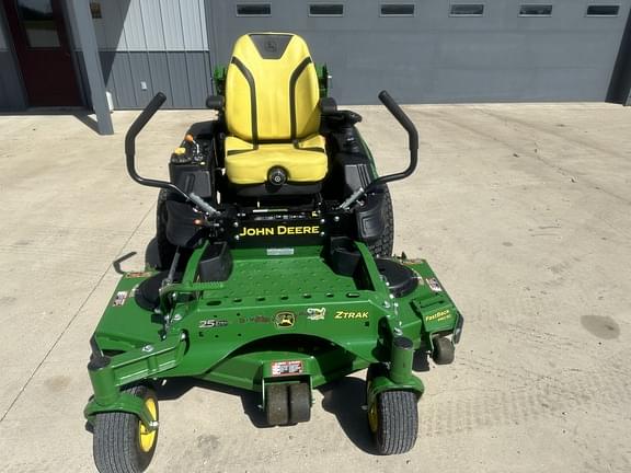 Image of John Deere Z930M equipment image 3