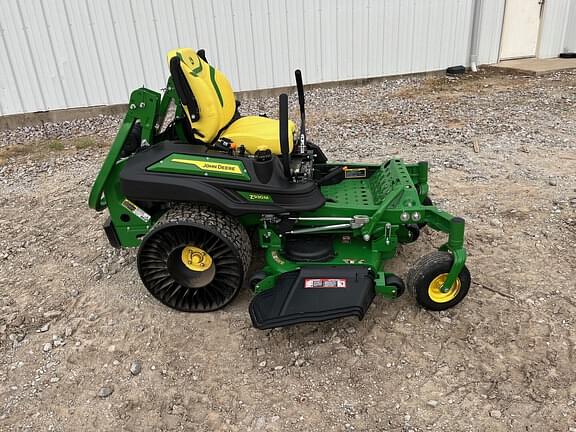 Image of John Deere Z930M equipment image 1