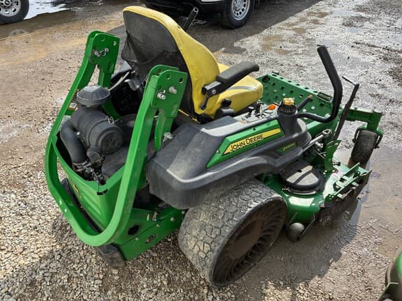 Image of John Deere Z930M equipment image 3