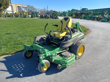 Main image John Deere Z930M