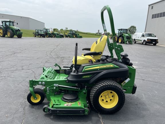 Image of John Deere Z930M equipment image 1